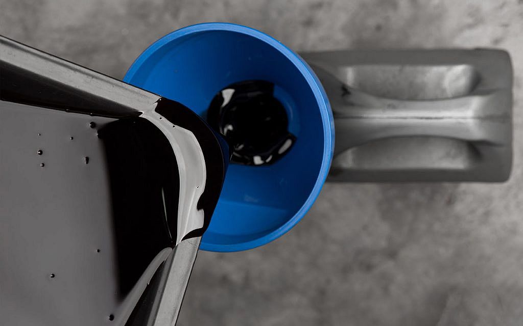 How to Properly Dispose of Motor Oil: A Comprehensive Guide