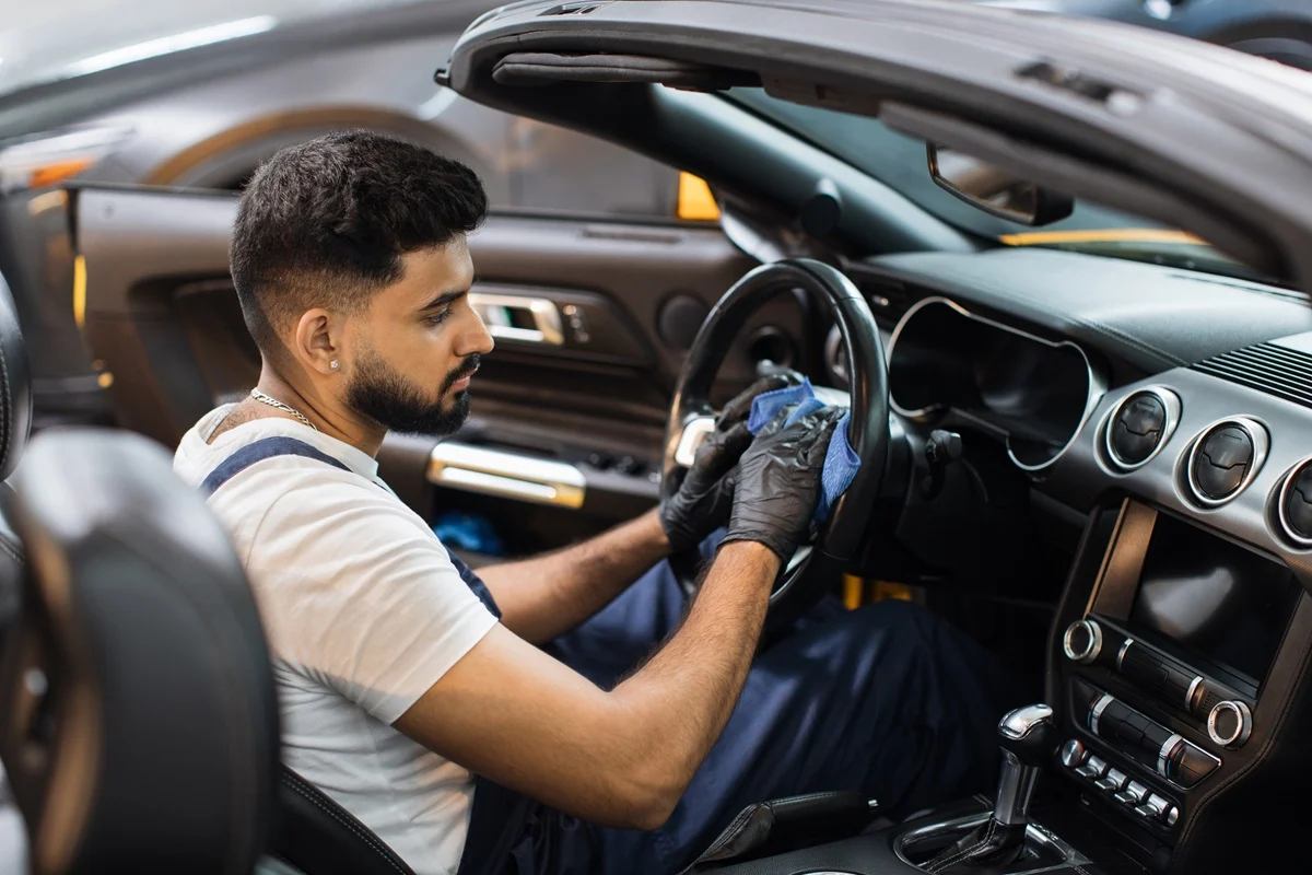 How to Clean a Sticky Steering Wheel: Effective Tips and Tricks