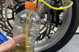 How to Gravity Bleed Brakes?