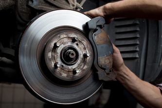 Grinding When You Drive and Brake: Causes, Symptoms, and Solutions