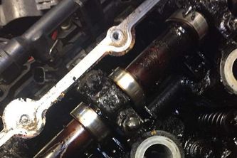 How to Clean Engine Sludge: A Comprehensive Guide to Removing Stubborn Oil Deposits
