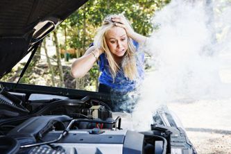 White Smoke From Exhaust After Oil Change: Causes and Solutions