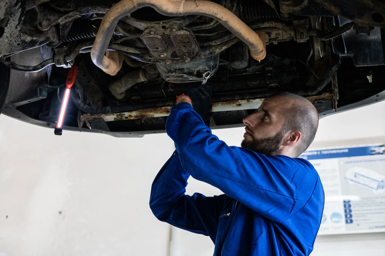Oil Pan Gasket Replacement Cost: An In-Depth Mechanic's Perspective