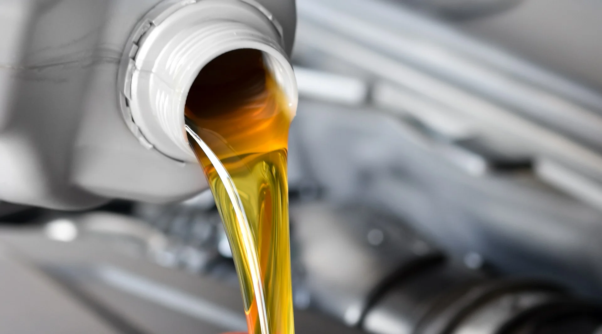 Is Engine Oil Flammable? Understanding Risks, Regulations & Safety