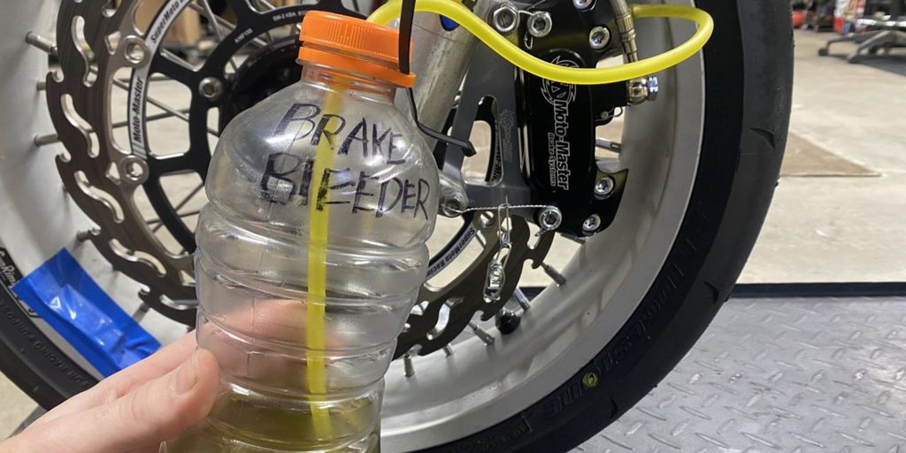 How to Gravity Bleed Brakes?